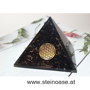 Orgonit Pyramide: Schörl Turmalin & Blume des Lebens 70mm